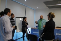 Tony Jimnez charla con los asistientes