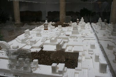 La Facultad de Filosofa en el circuito ' El patio de mi casa'