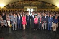  El Rector ( en el centro) y autoridades, momentos antes del acto de clausura