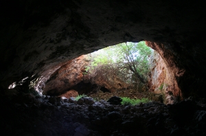 Entrada a la cueva de los Mármoles. Fotografía de Juan Carlos Vera Rodríguez